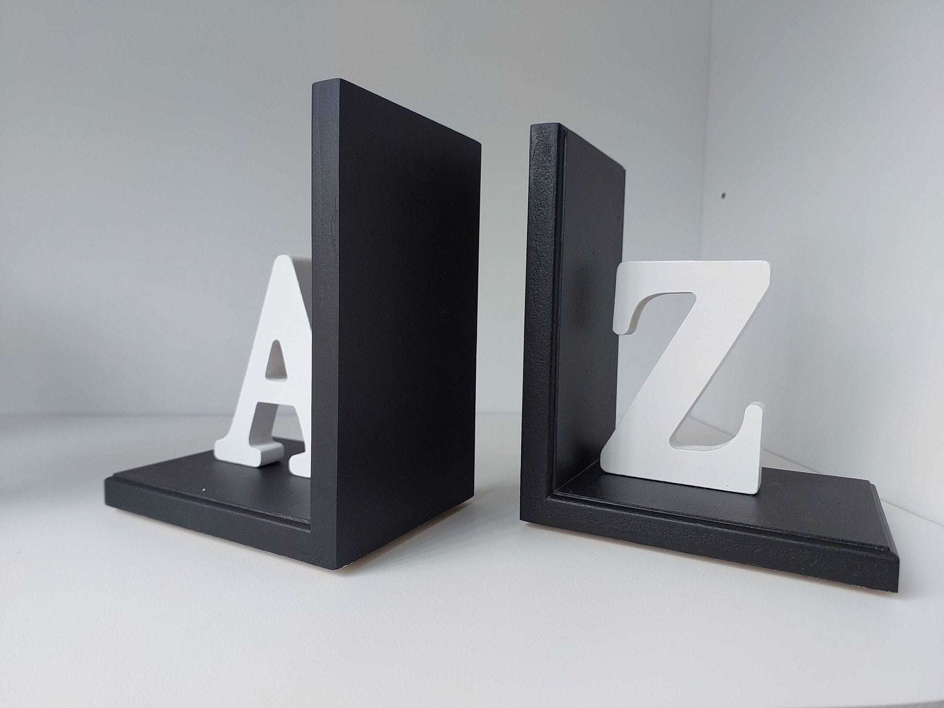 A to Z Bookends - Black & White